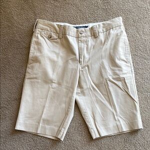 NWOT Ralph Lauren size 8 khaki flat front shorts.